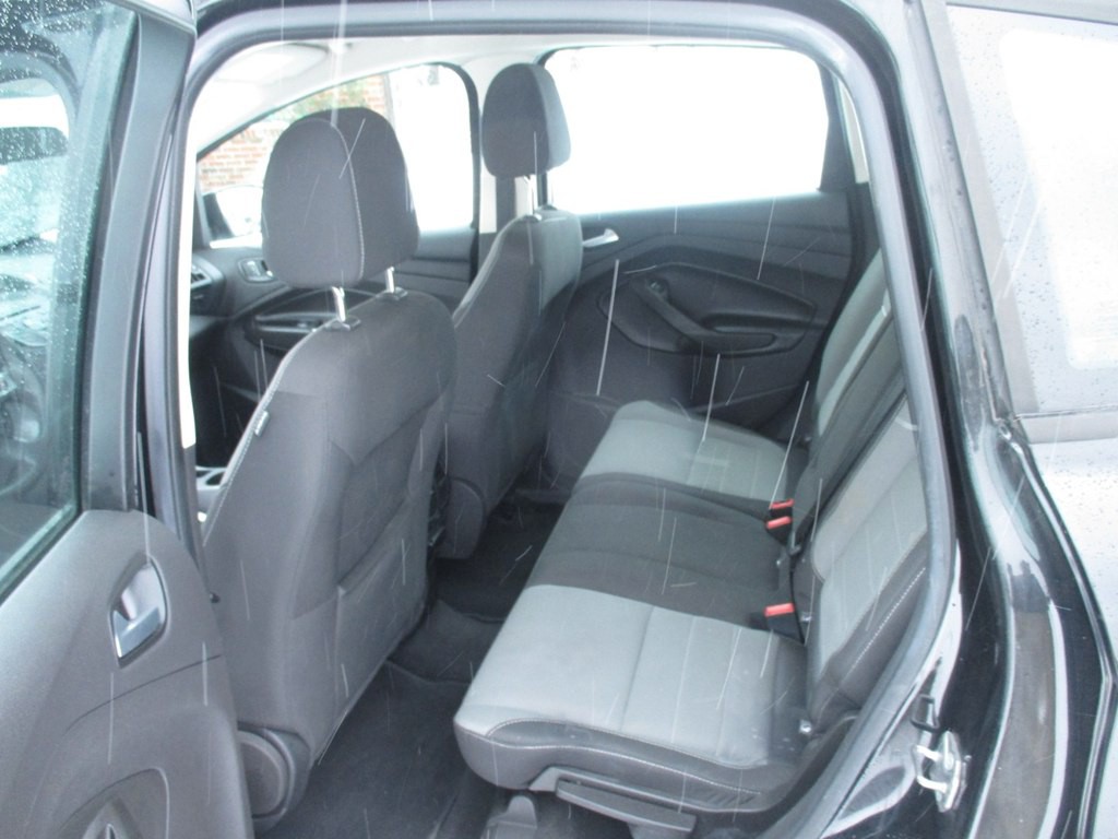 2015 Ford C-Max Image 8