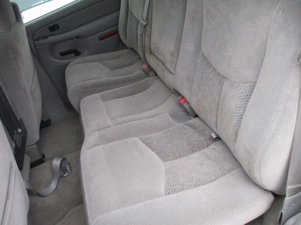 2005 Chevrolet Tahoe Image 8