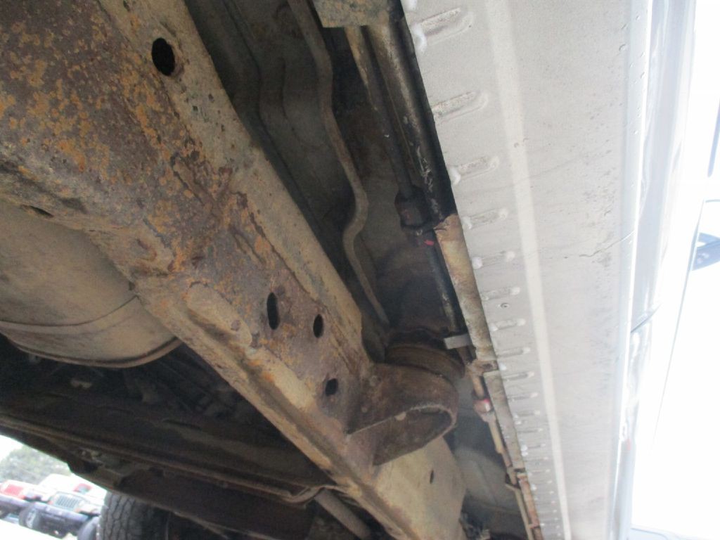 2005 Chevrolet Tahoe Image 14