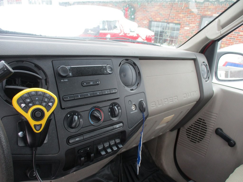 2008 Ford F-250 Image 9
