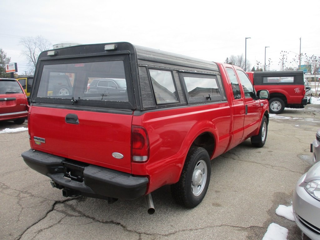 2005 Ford F-250 Image 2