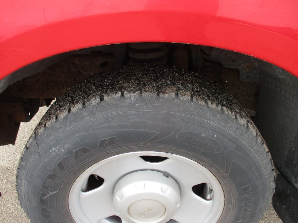 2005 Ford F-250 Image 12