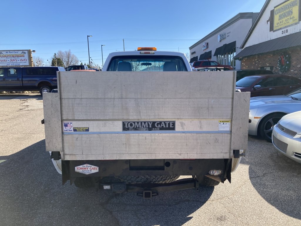 2015 Ford F-250 Image 4