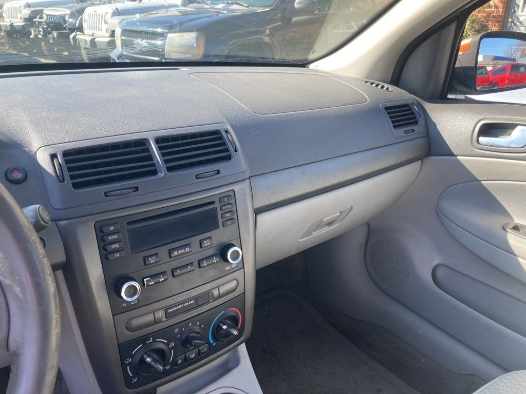 2006 Chevrolet Cobalt Image 9