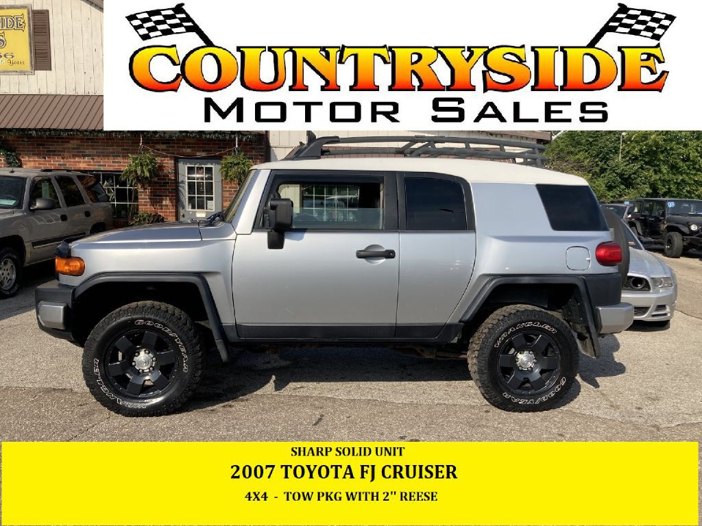 2007 Toyota FJ Cruiser Image 1