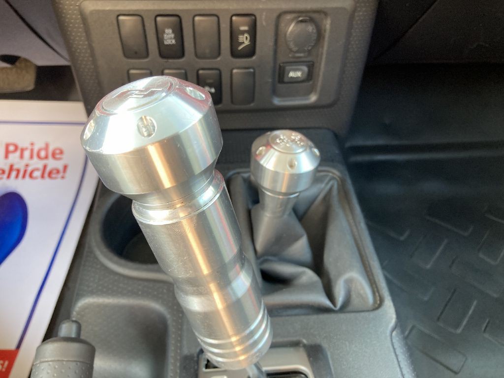 2007 Toyota FJ Cruiser Image 12