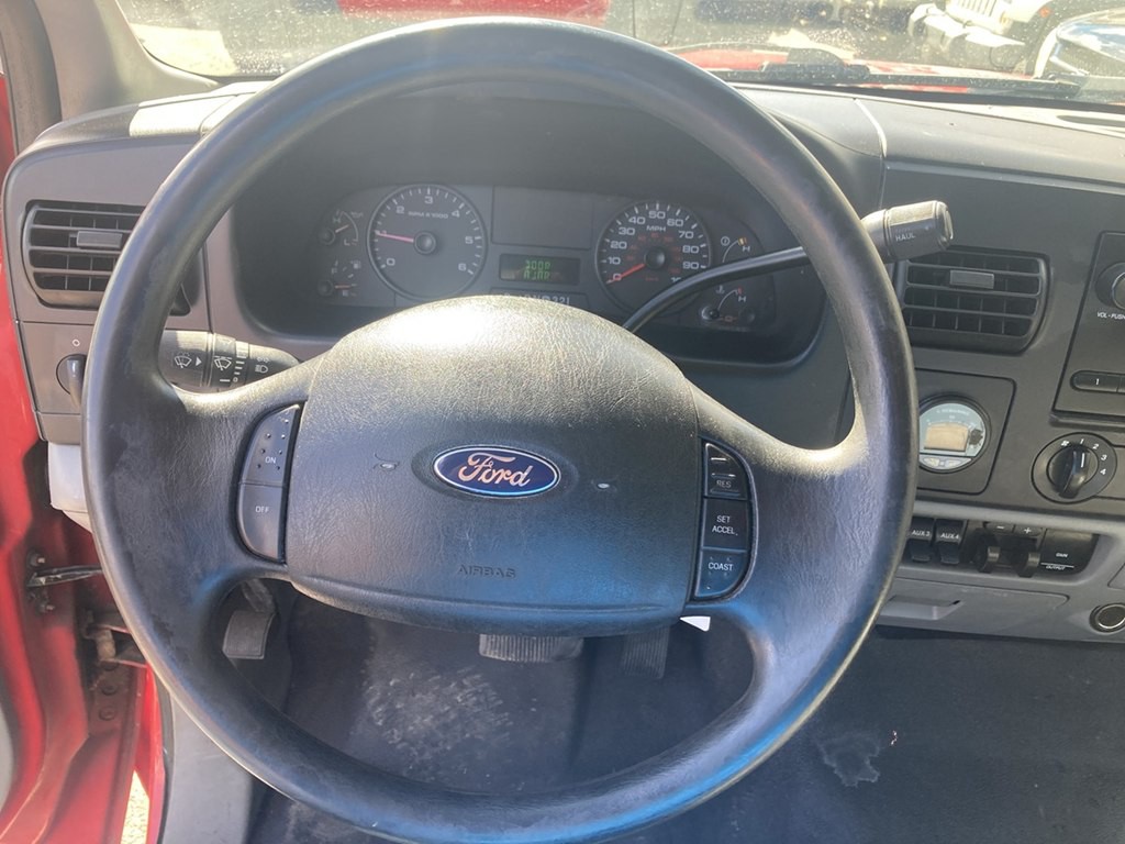 2006 Ford F-250 Image 10