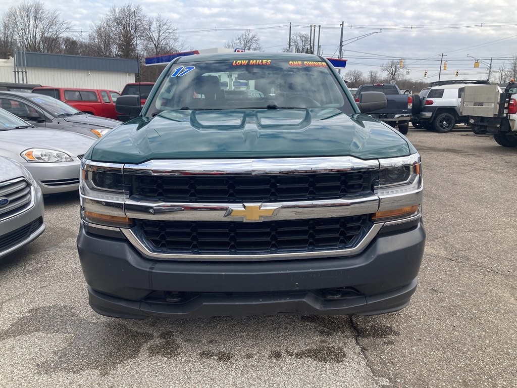 2017 Chevrolet Silverado 1500 Image 3