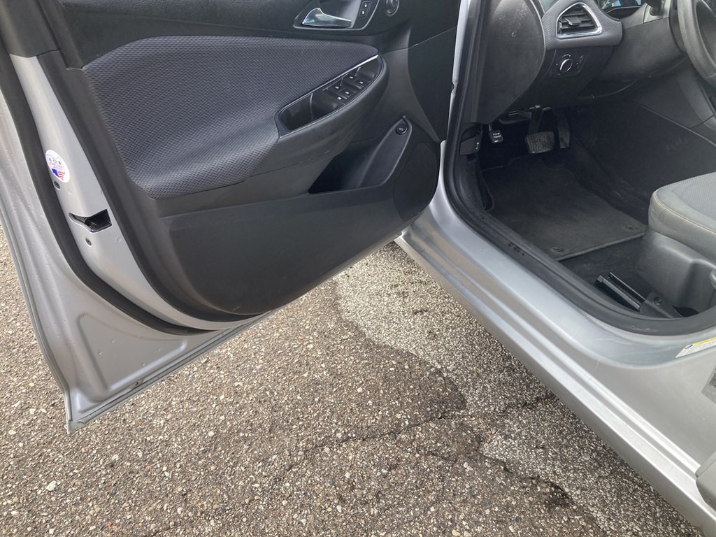 2019 Chevrolet Cruze Image 5