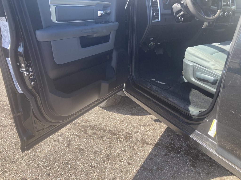 2013 RAM 1500 Image 5