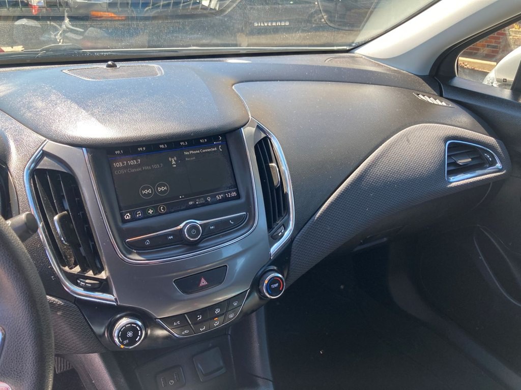 2019 Chevrolet Cruze Image 9