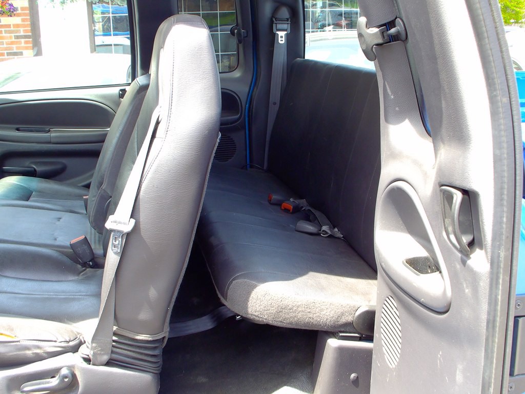 2000 Dodge Ram 2500 Image 8