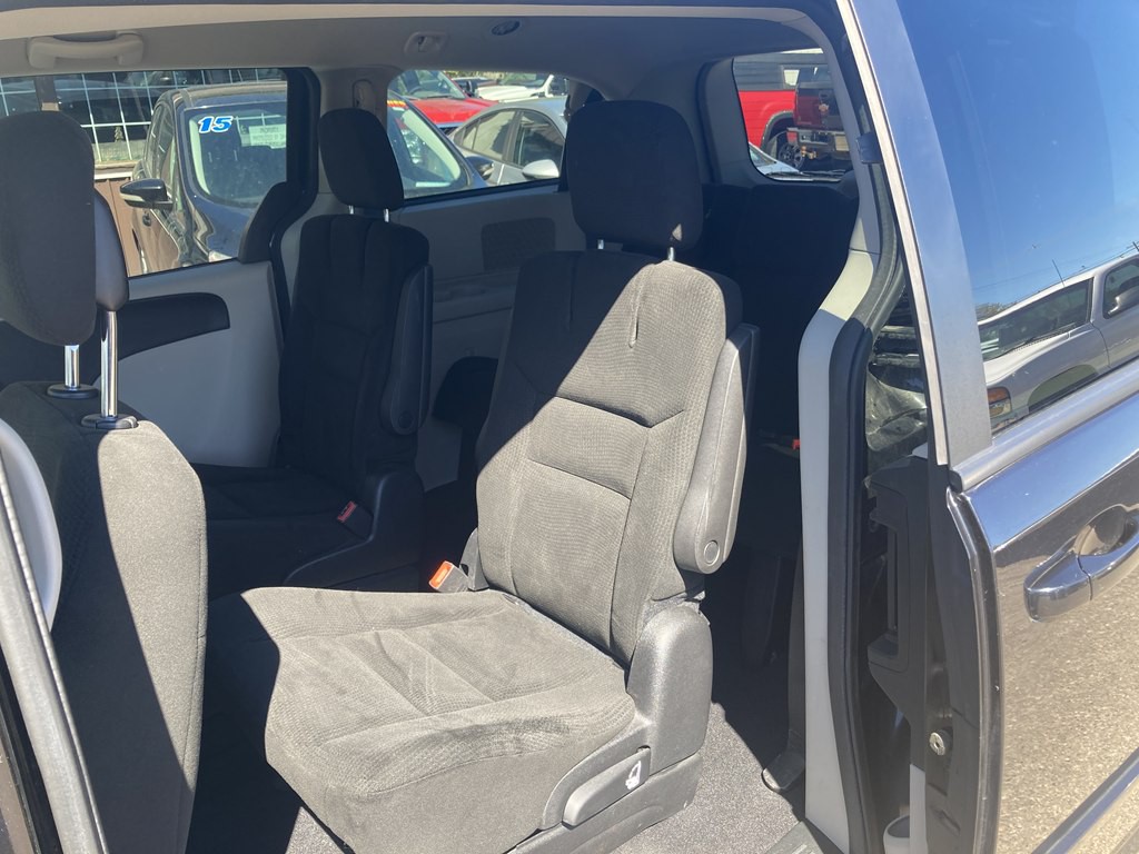 2015 Dodge Grand Caravan Image 9