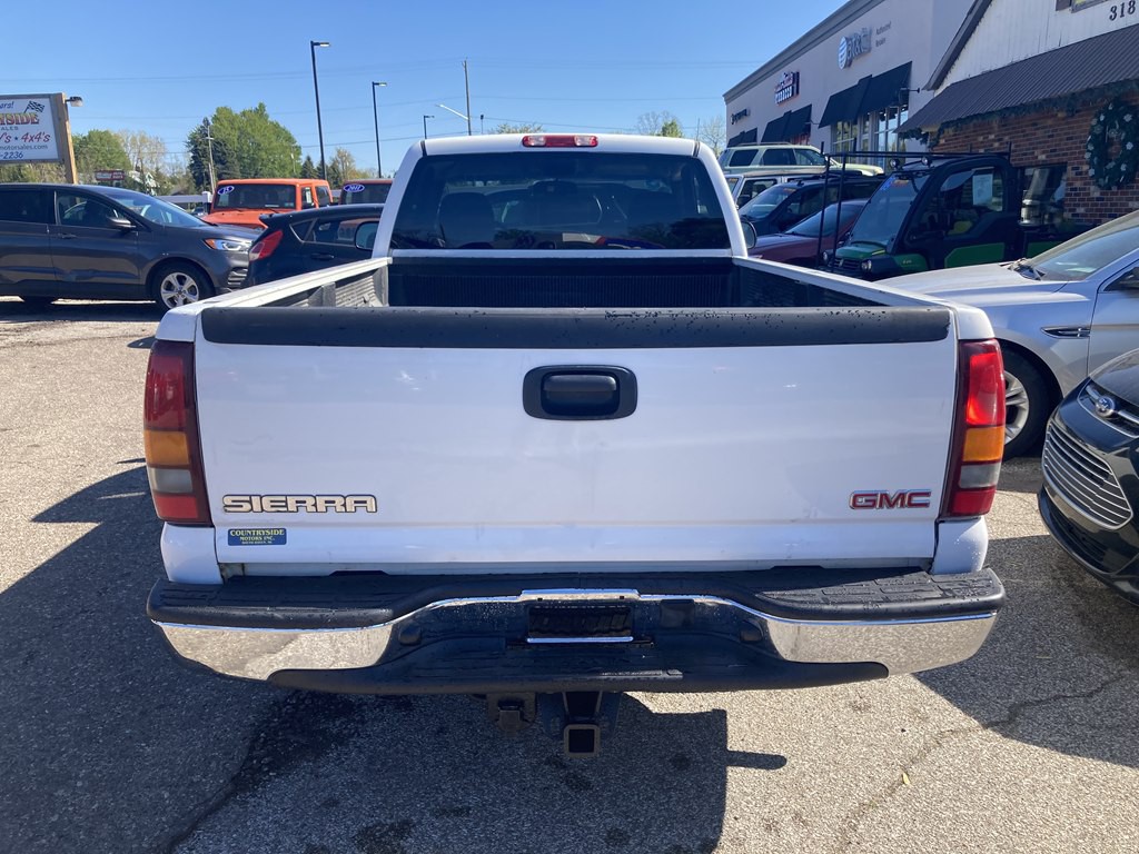 2003 GMC Sierra Image 4
