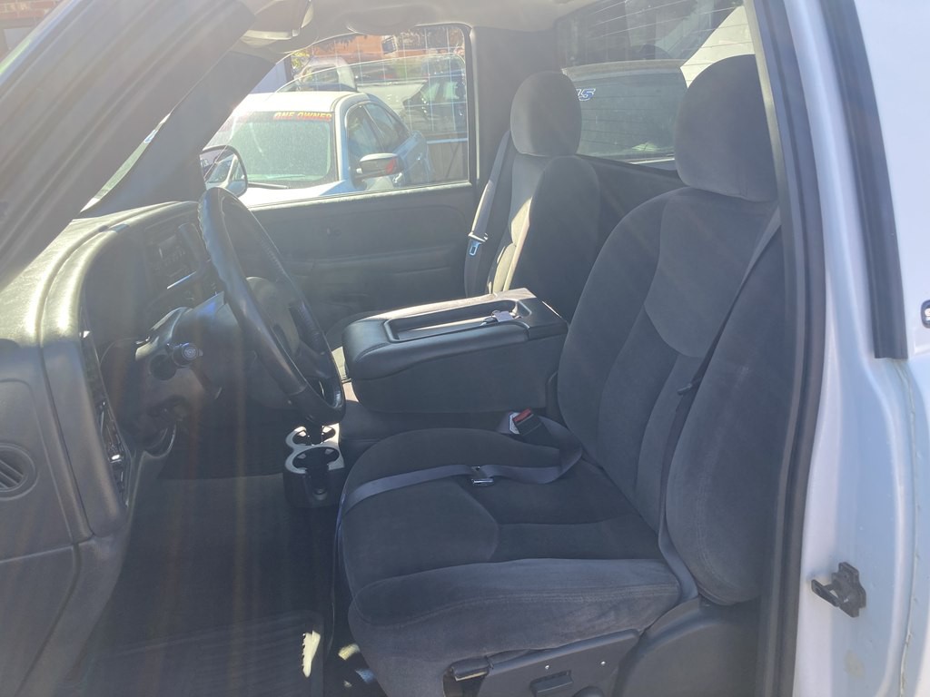 2003 GMC Sierra Image 7