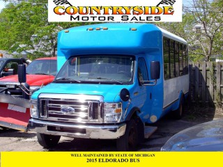 Image for 2015 Ford Econoline E450 SD 18 PASS BUS ID: 7432535