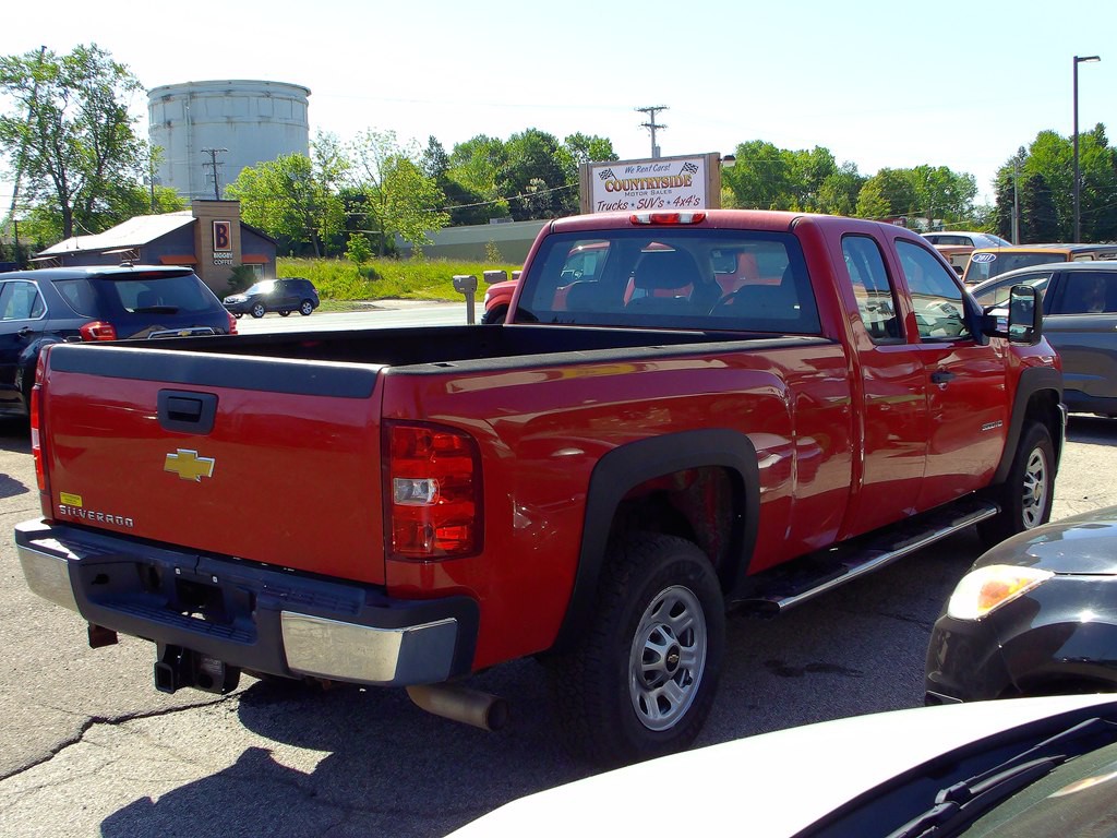2013 Chevrolet Silverado 1500 Image 2