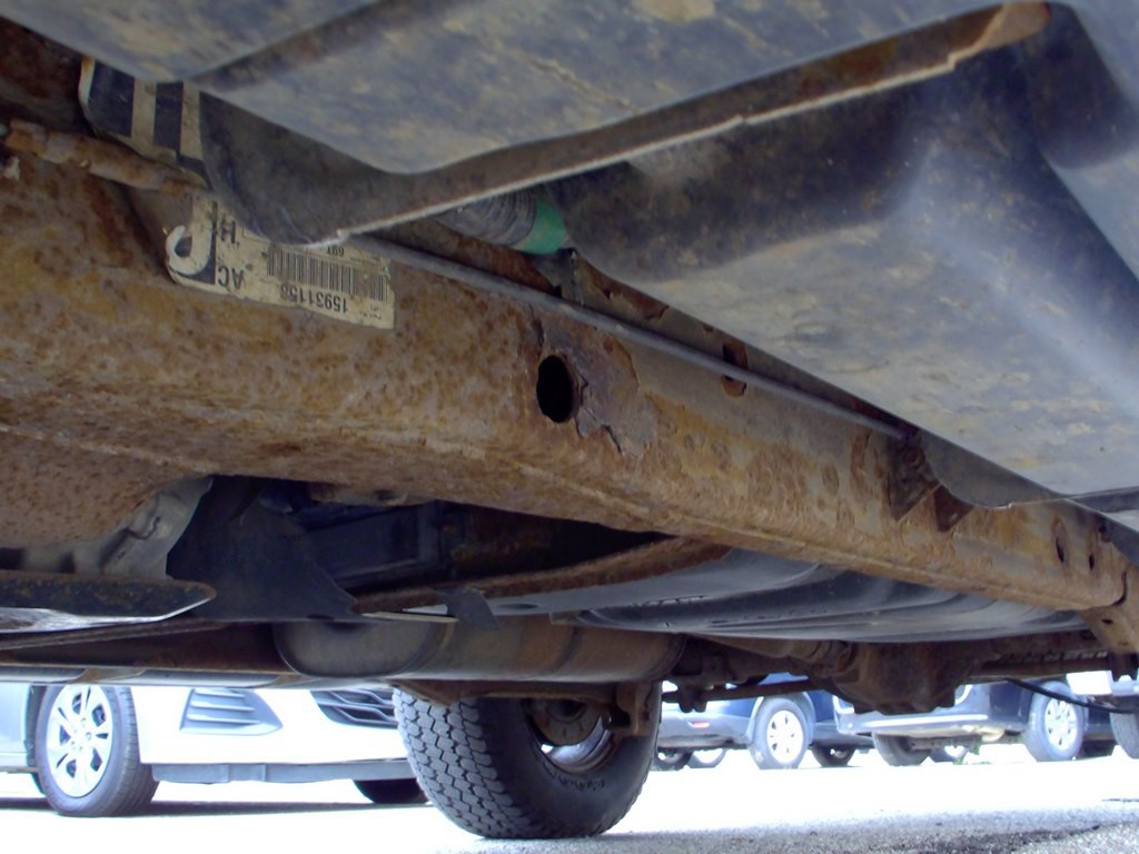 2009 Chevrolet Suburban Image 18