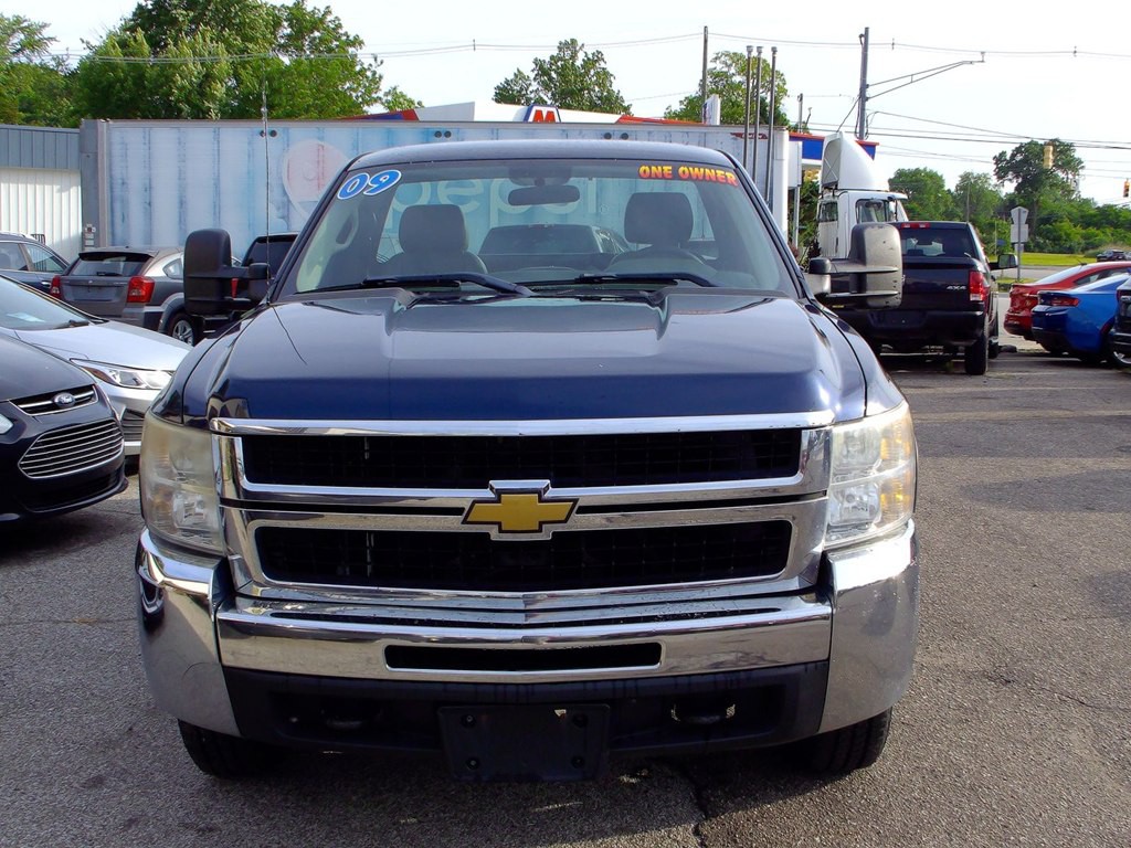 2009 Chevrolet Silverado 1500 Image 2