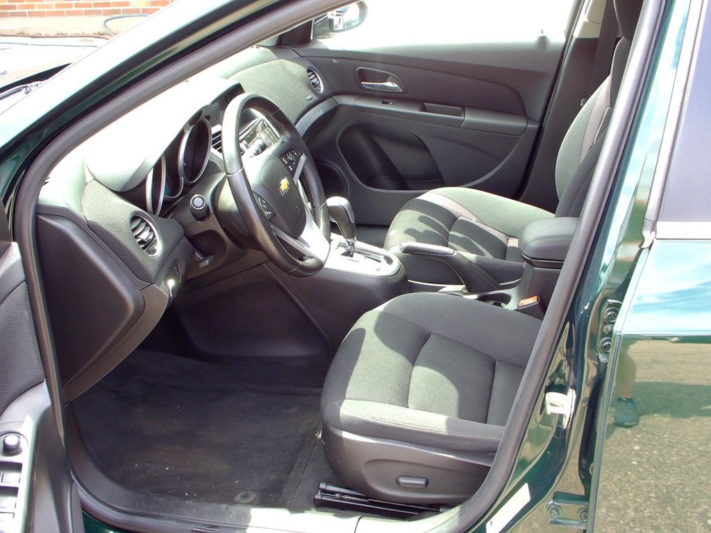 2014 Chevrolet Cruze Image 6