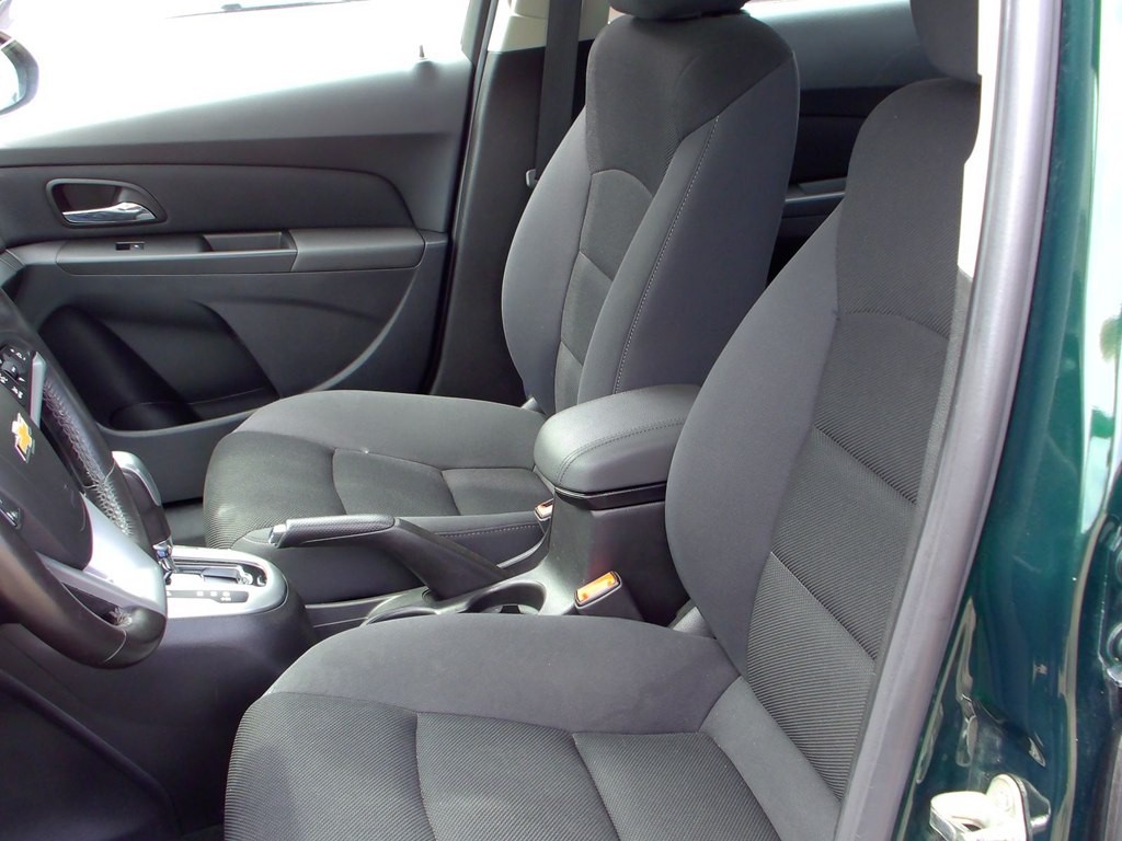 2014 Chevrolet Cruze Image 7