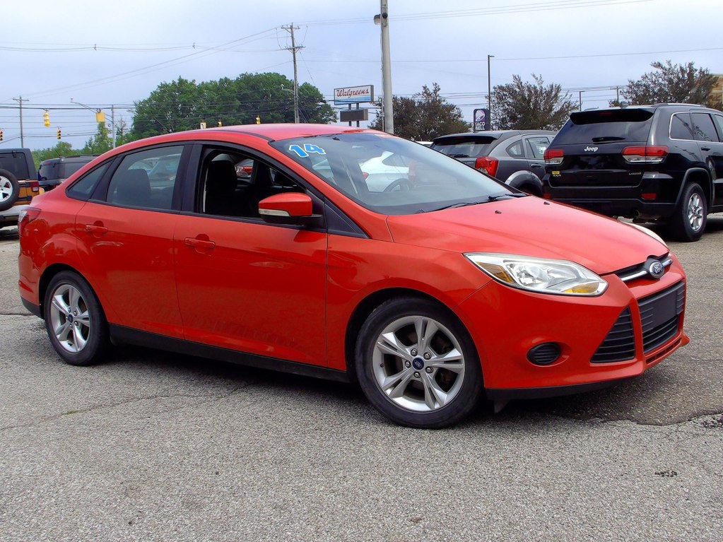 2014 Ford Focus Image 2