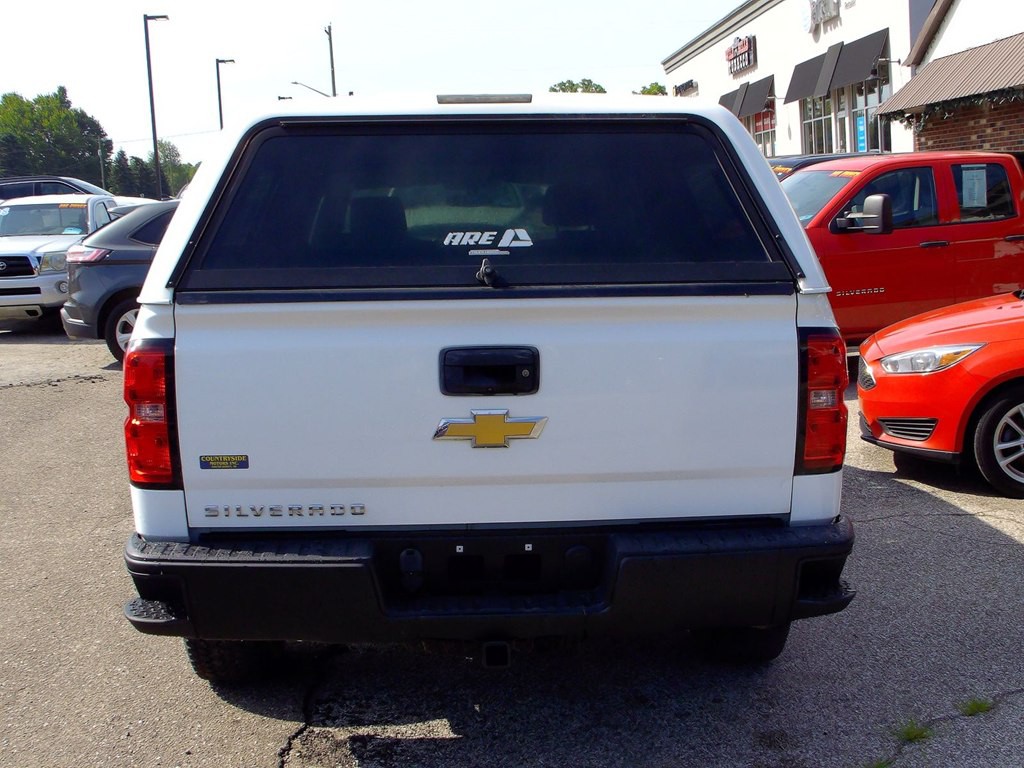 2017 Chevrolet Silverado 1500 Image 3