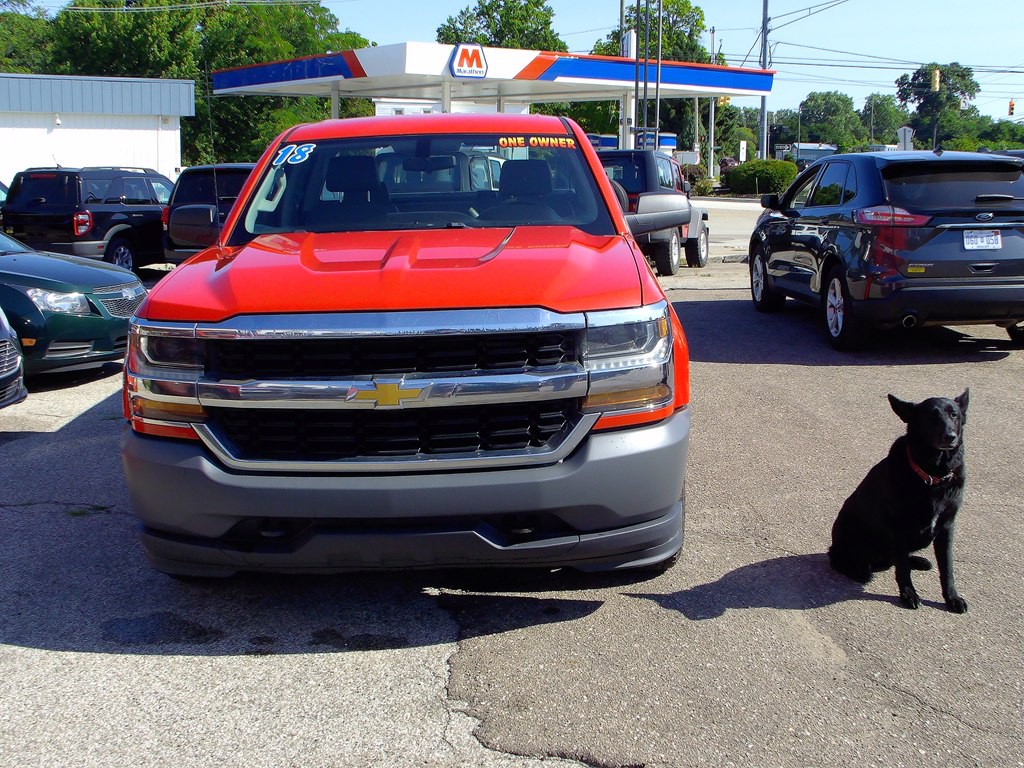 2018 Chevrolet Silverado 1500 Image 2