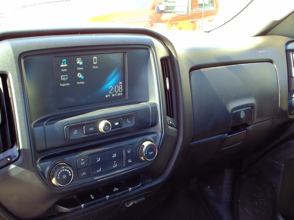 2018 Chevrolet Silverado 1500 Image 9