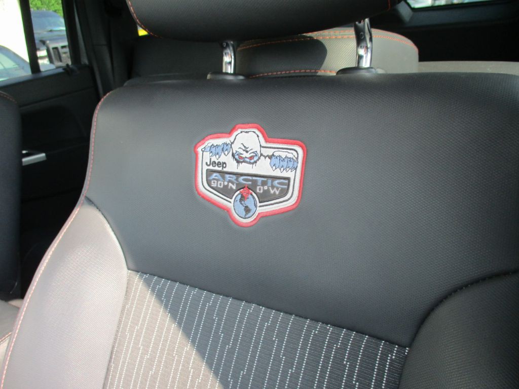2012 Jeep Liberty Image 9