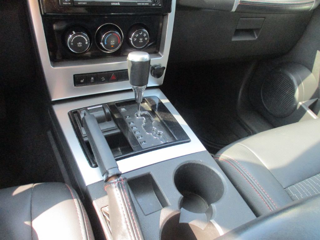 2012 Jeep Liberty Image 13