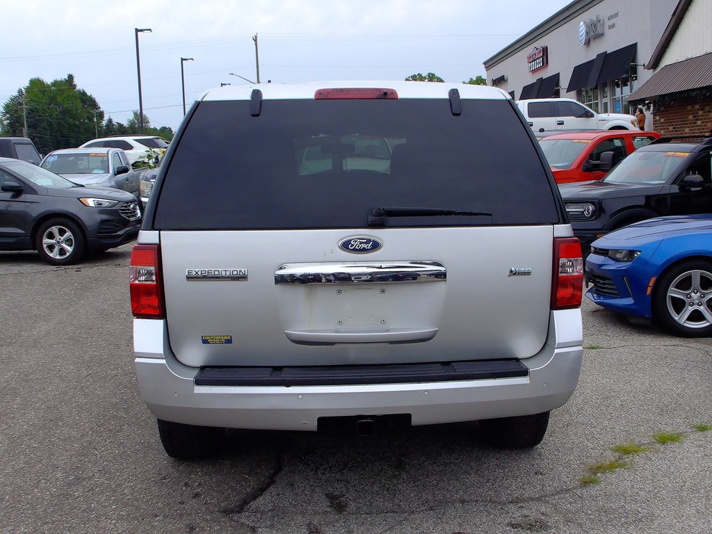 2011 Ford Expedition Image 3