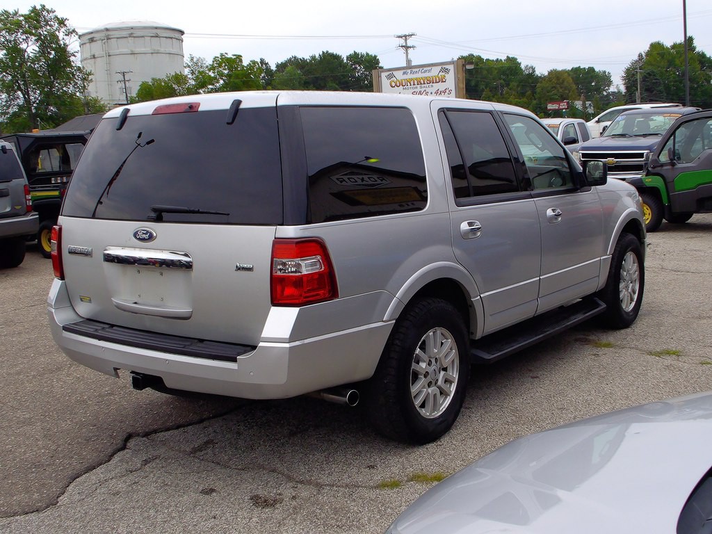 2011 Ford Expedition Image 4
