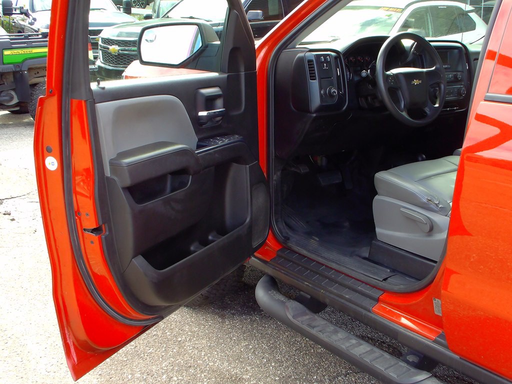 2017 Chevrolet Silverado 1500 Image 6