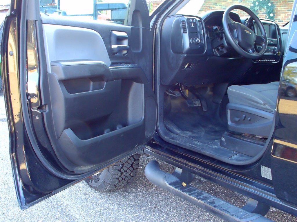 2017 Chevrolet Silverado 1500 Image 9