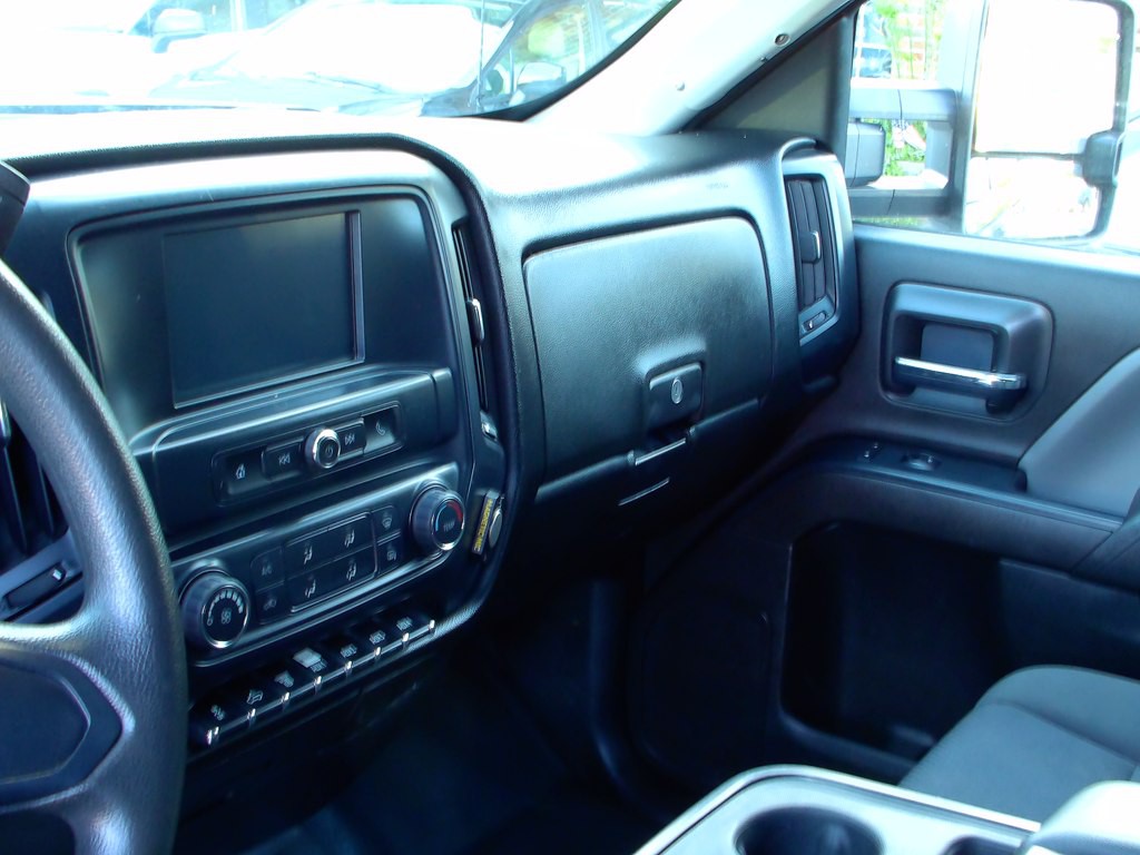 2017 Chevrolet Silverado 1500 Image 10