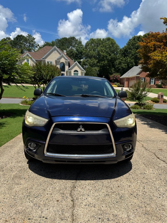 2011 Mitsubishi Outlander Image 3