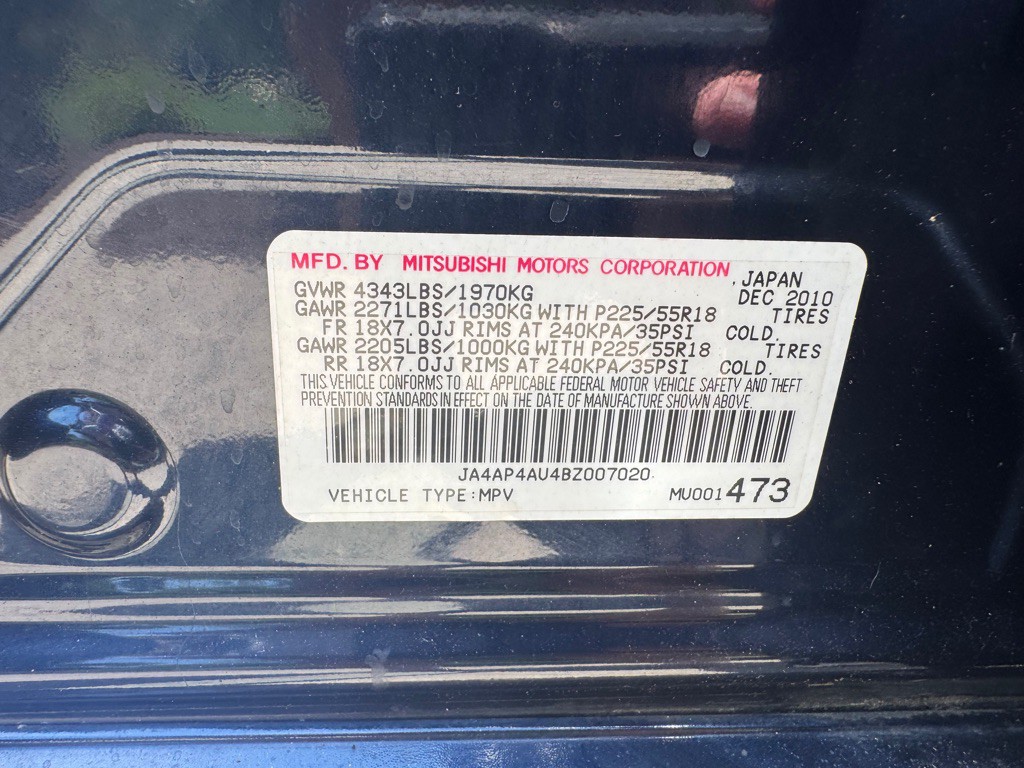 2011 Mitsubishi Outlander Image 10