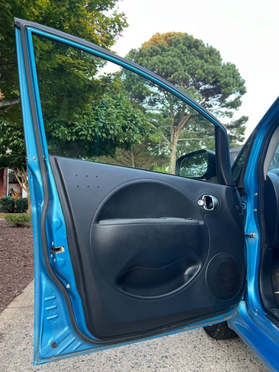 2014 Mitsubishi i-MiEV Image 12