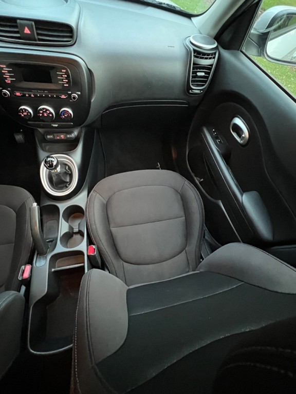 2016 Kia Soul Image 8