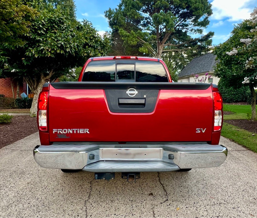 2016 Nissan Frontier Image 10