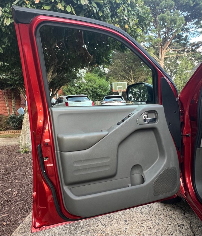 2016 Nissan Frontier Image 13