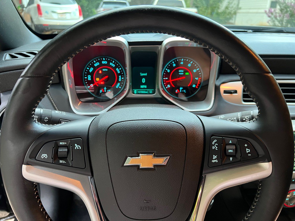 2015 Chevrolet Camaro Image 9
