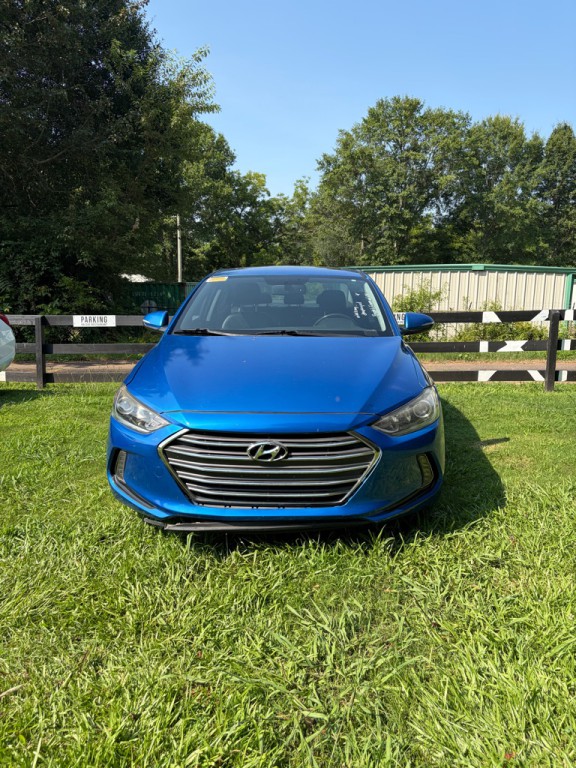 2017 Hyundai Elantra Image 2