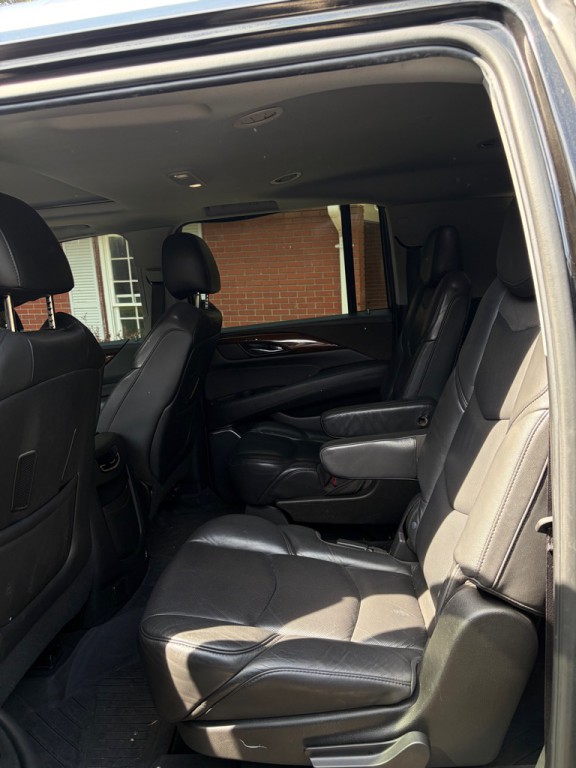 2020 Cadillac Escalade Image 10