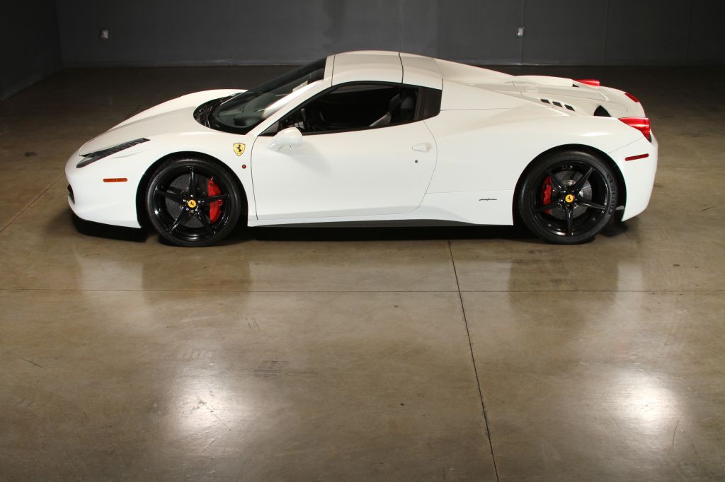 2013 Ferrari 458 SPIDER Image 15