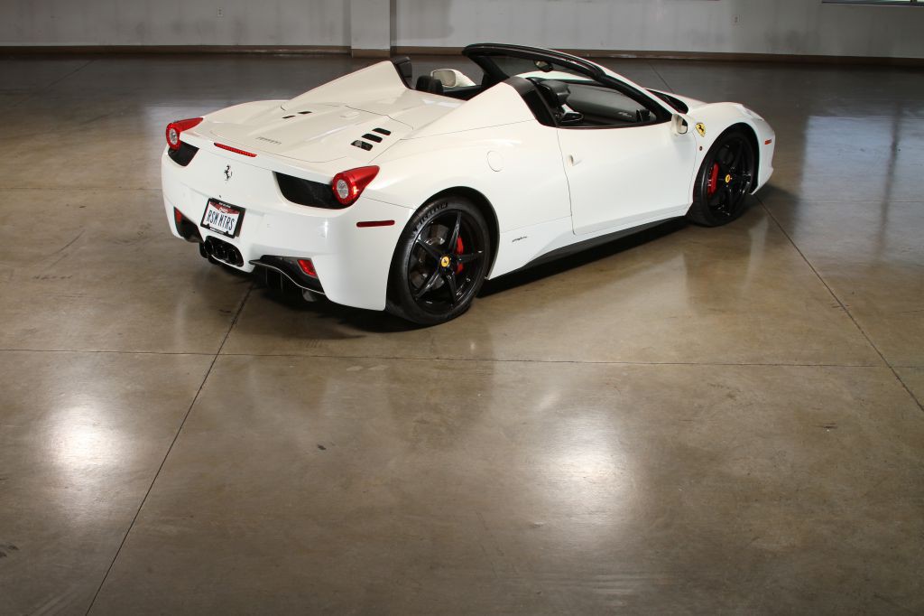 2013 Ferrari 458 SPIDER Image 20