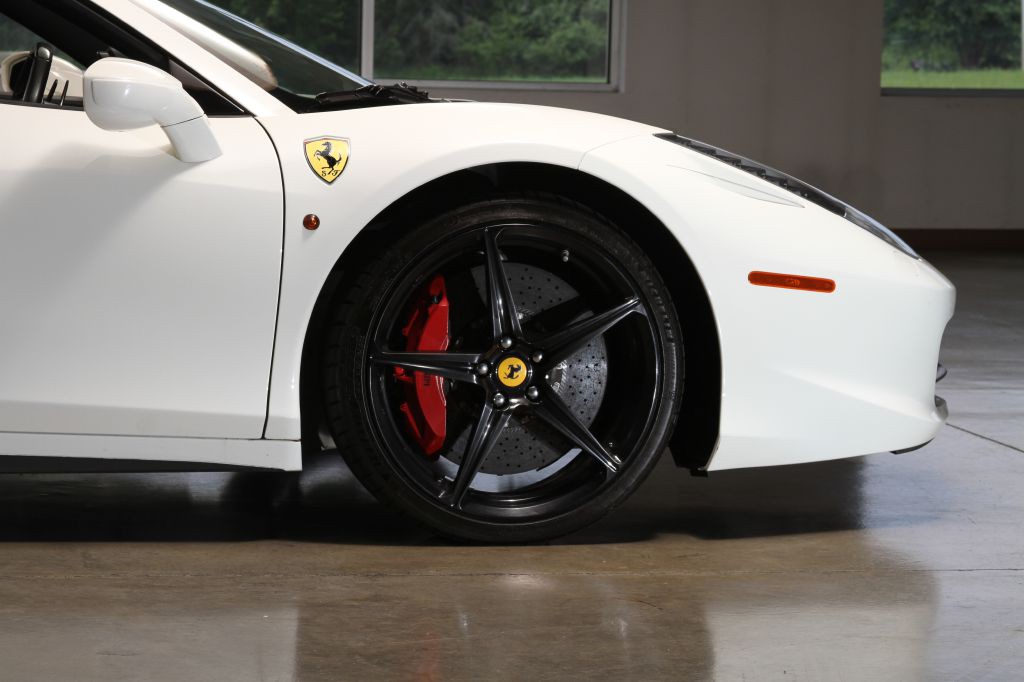 2013 Ferrari 458 SPIDER Image 26