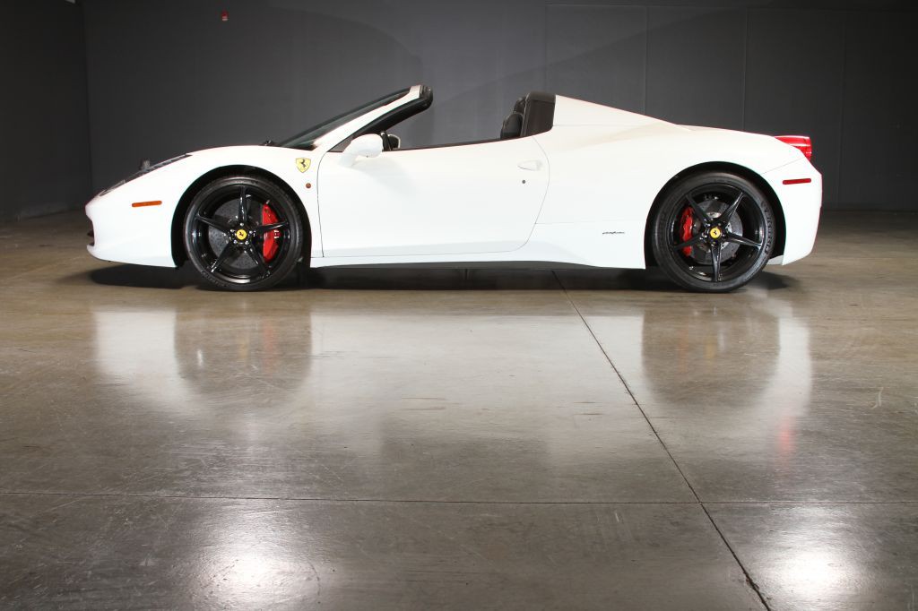 2013 Ferrari 458 SPIDER Image 28