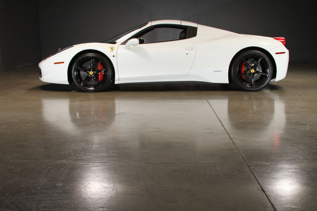 2013 Ferrari 458 SPIDER Image 33